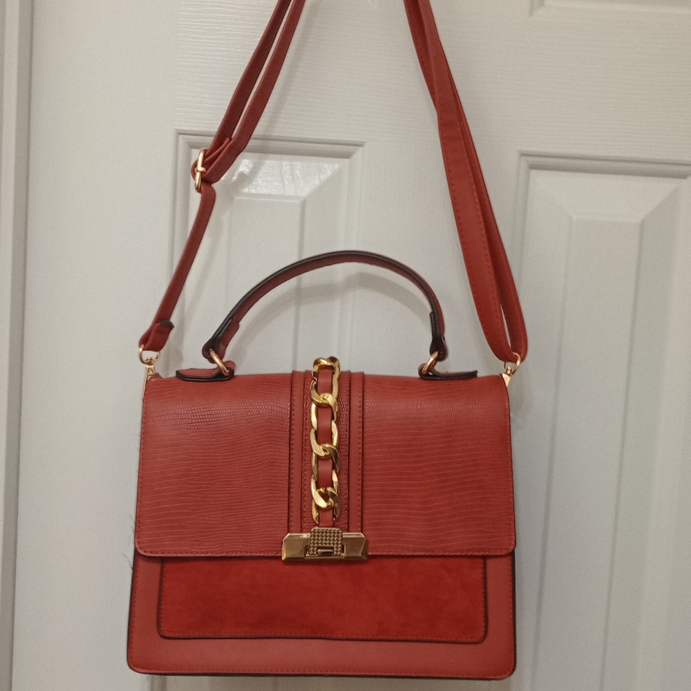 Aldo crossbody bag red, gold hardware.